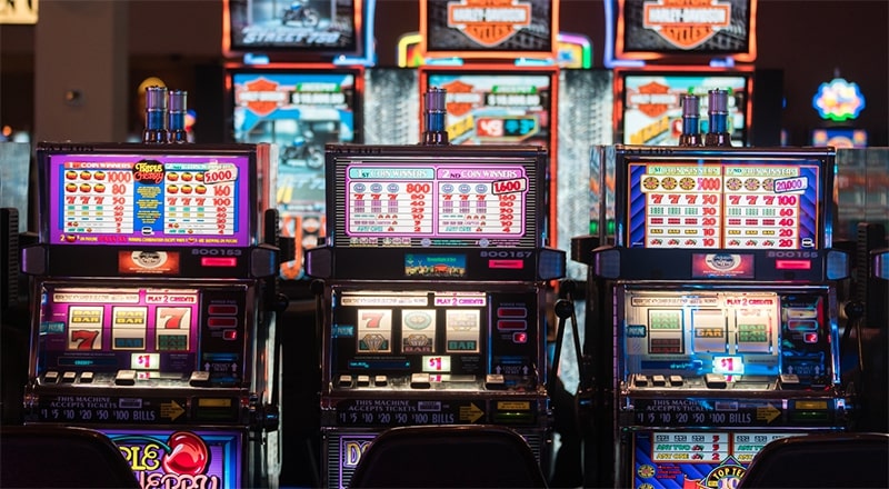 Slot